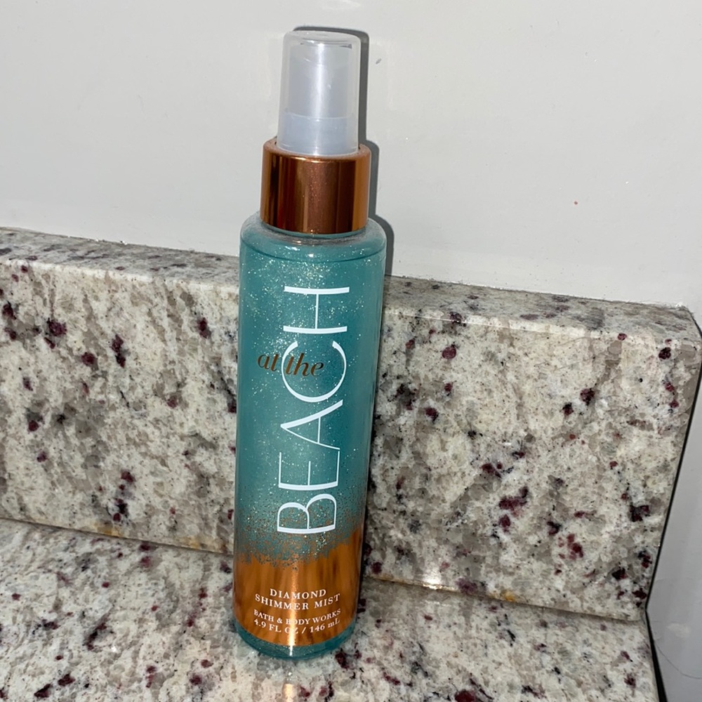 At the Beach shimmer mist